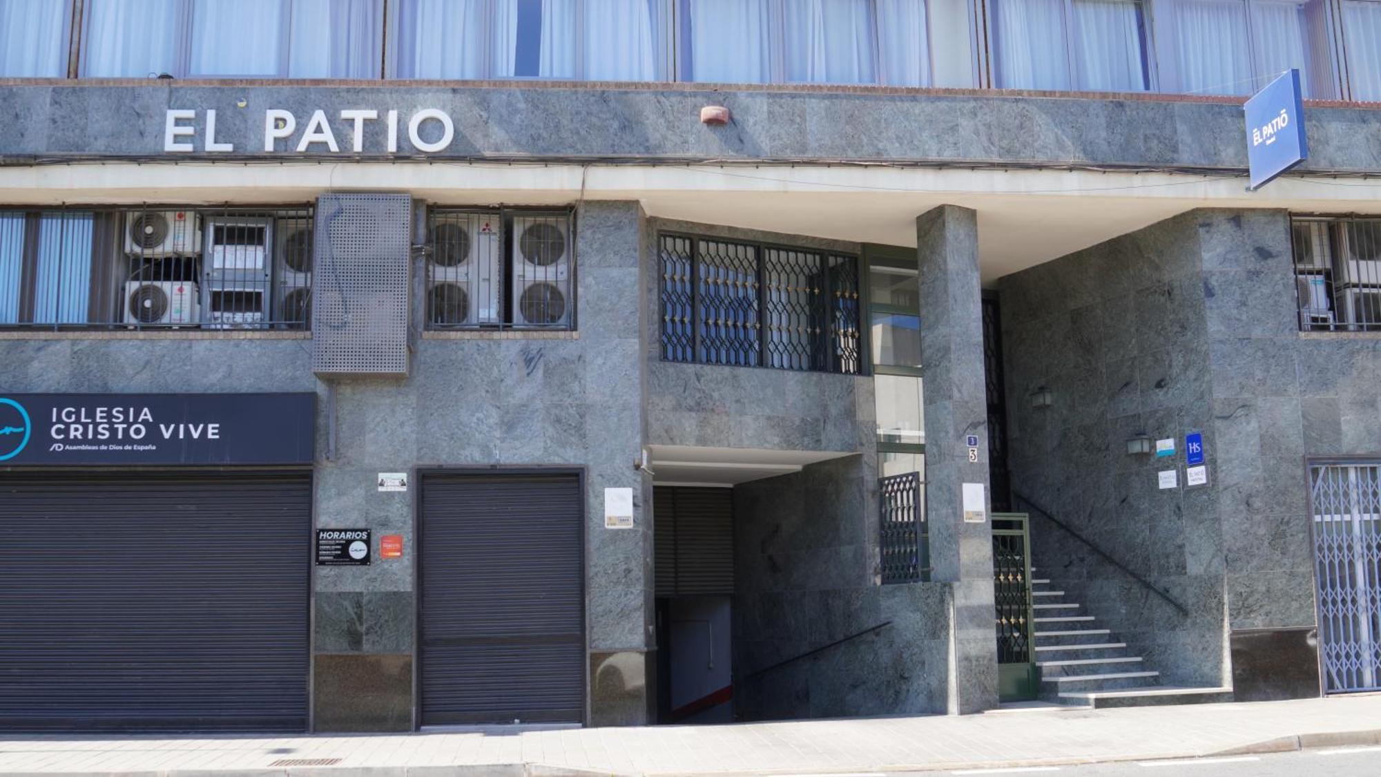 El Patio Hostal Alicante Exterior photo