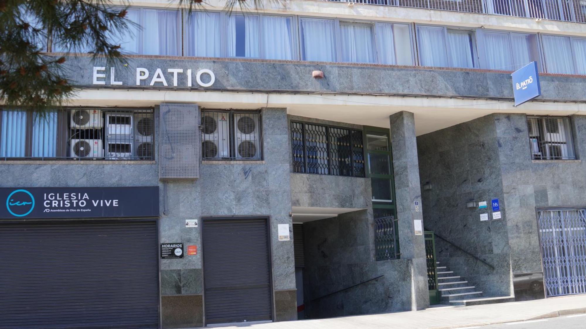 El Patio Hostal Alicante Exterior photo