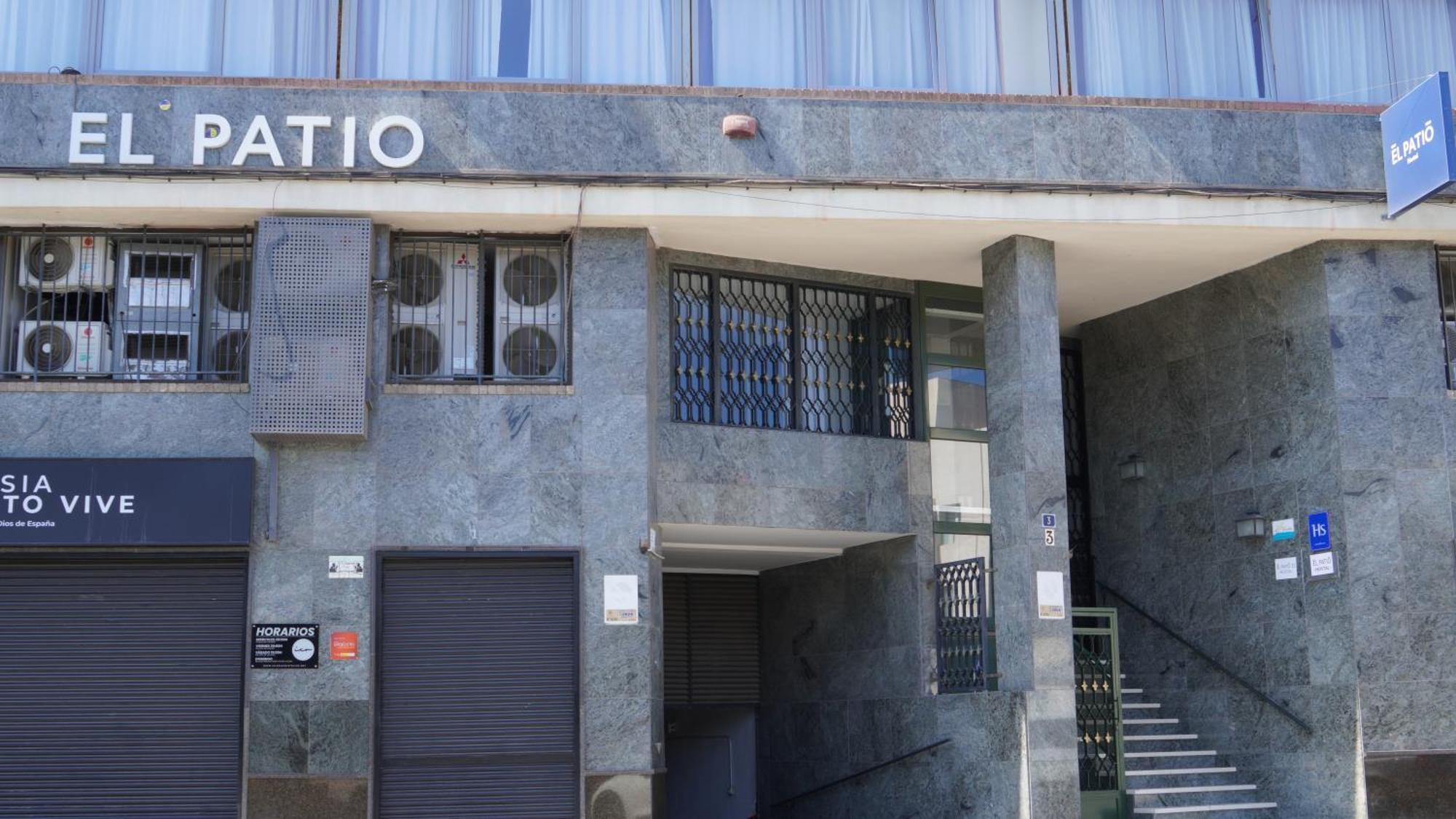 El Patio Hostal Alicante Exterior photo