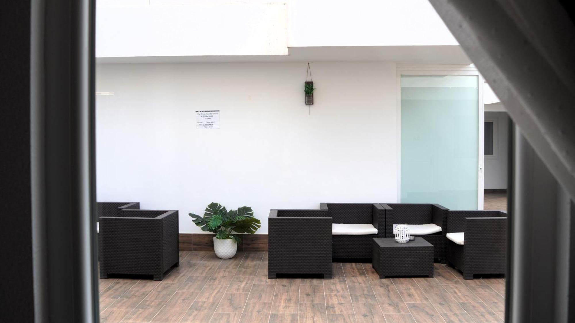 El Patio Hostal Alicante Exterior photo