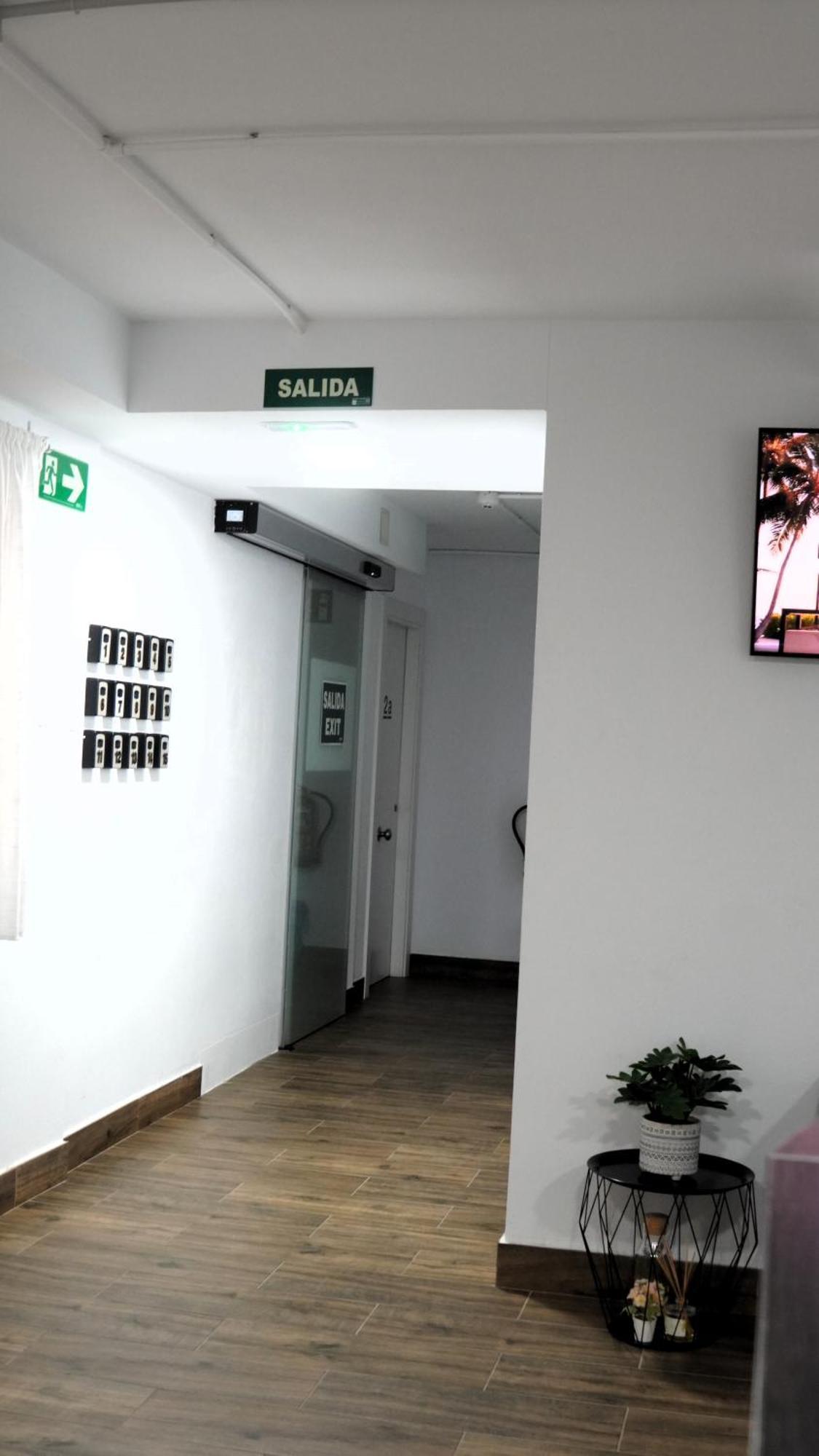 El Patio Hostal Alicante Exterior photo